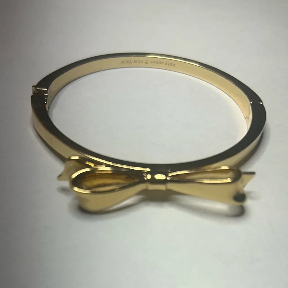 Kate Spade New York Elegant Gold Tone Bow Bracelet Designer Jewelry Gift for Her - Picture 2 of 5